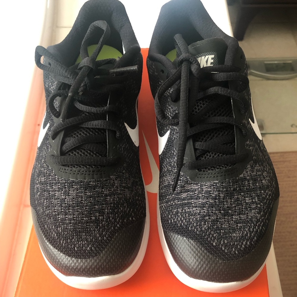 Nike Free Run 2017 Girl Shoes